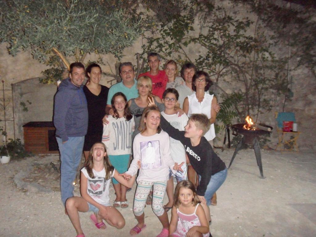 Bastide De La Lezardiere ฟงแต็น-เดอ-โวคลูซ ภายนอก รูปภาพ