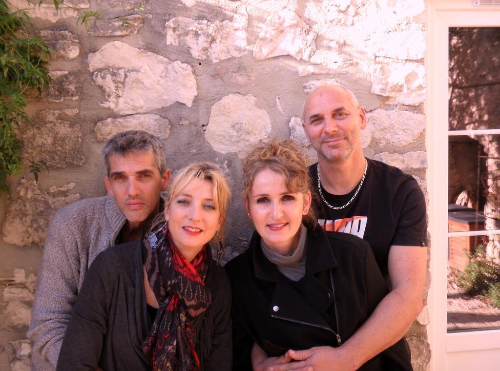 Bastide De La Lezardiere ฟงแต็น-เดอ-โวคลูซ ภายนอก รูปภาพ