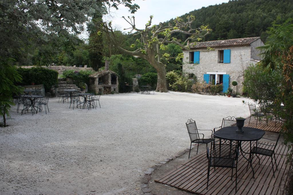 Bastide De La Lezardiere ฟงแต็น-เดอ-โวคลูซ ห้อง รูปภาพ