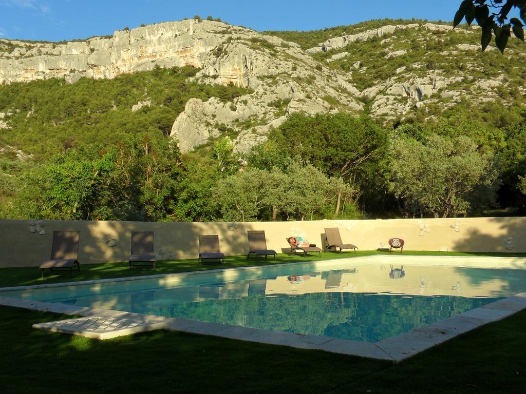 Bastide De La Lezardiere ฟงแต็น-เดอ-โวคลูซ ภายนอก รูปภาพ